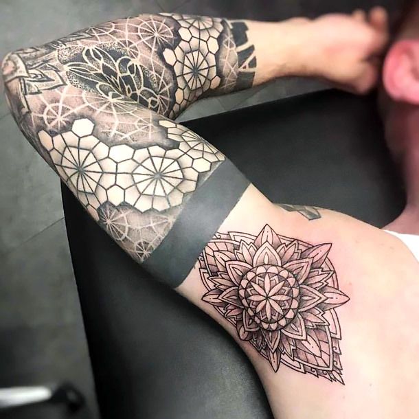 Armpit Mandala and Dotwork Sleeve Tattoo Idea | Armpit tattoo, Tattoos, Sleeve tattoos